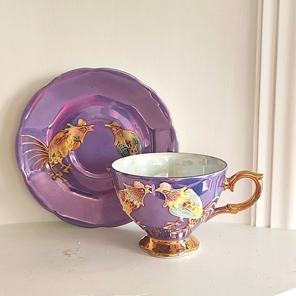 Shafford Luster Pedestal Teacup And Saucer - Raised Moriage Roosters - Japan - Picture 3 of 6